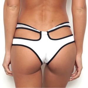 Lee & Lani La Croix Bottom 2